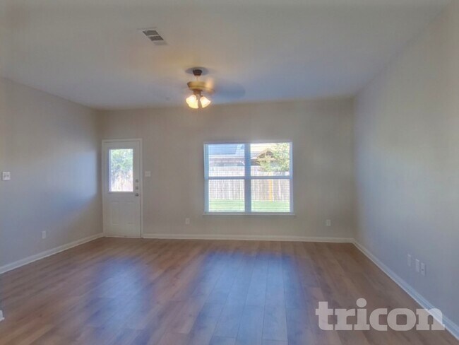 Photo - 6173 Chalk Hollow Dr