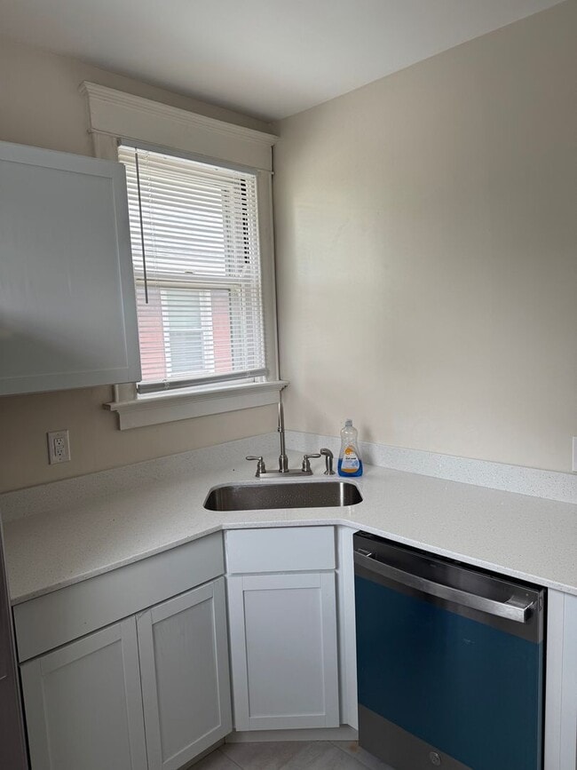Photo - 3405 Brotherton Rd Unit 02