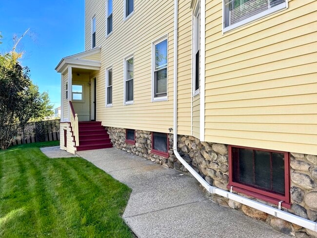 Photo - 21 Watson Ave Unidad 2