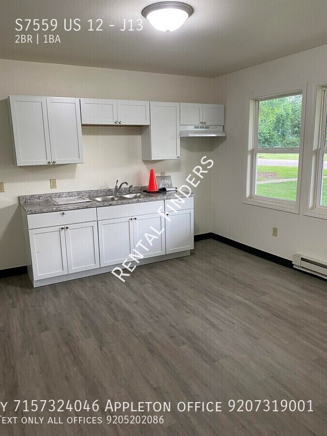 Building Photo - S7559 US 12-J13 Unit J13 Rental