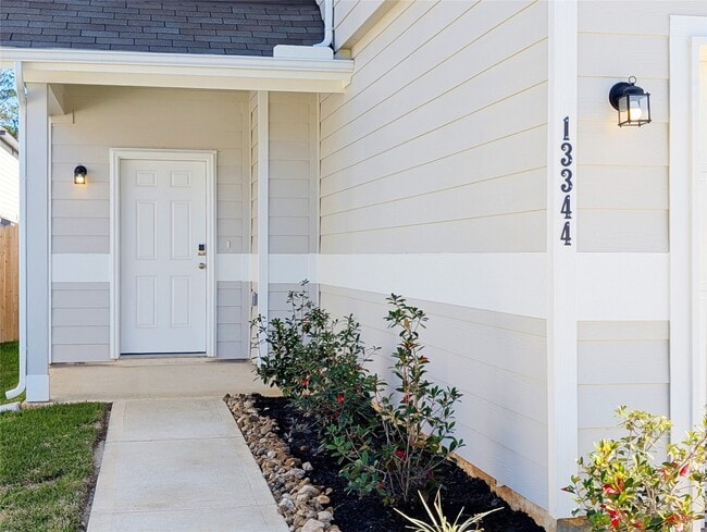 Photo - 13344 Burbot Dr