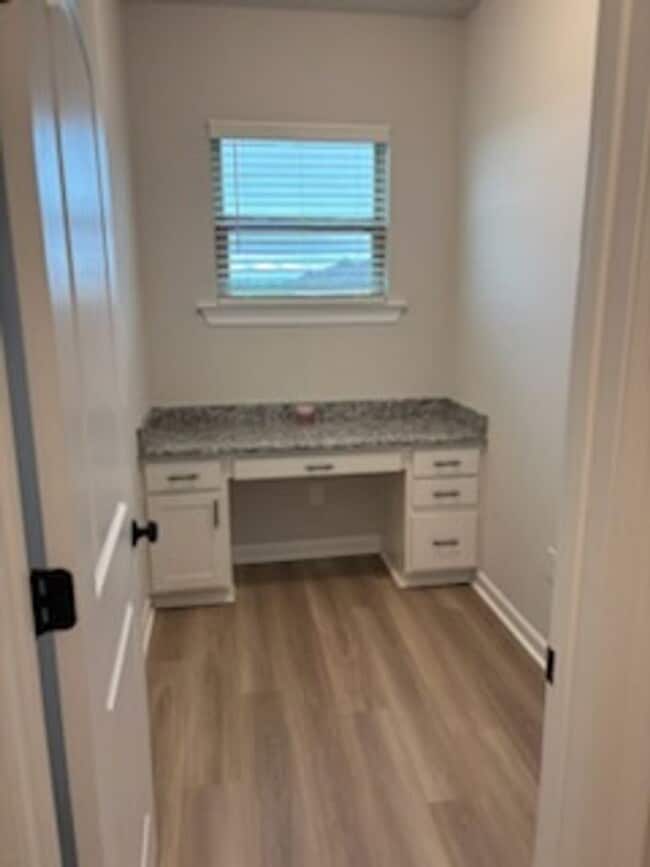 Photo - 5330 Helmsdale Ct