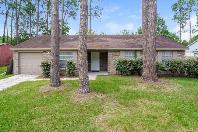 Building Photo - 2711 Pinewood Blvd N Rental