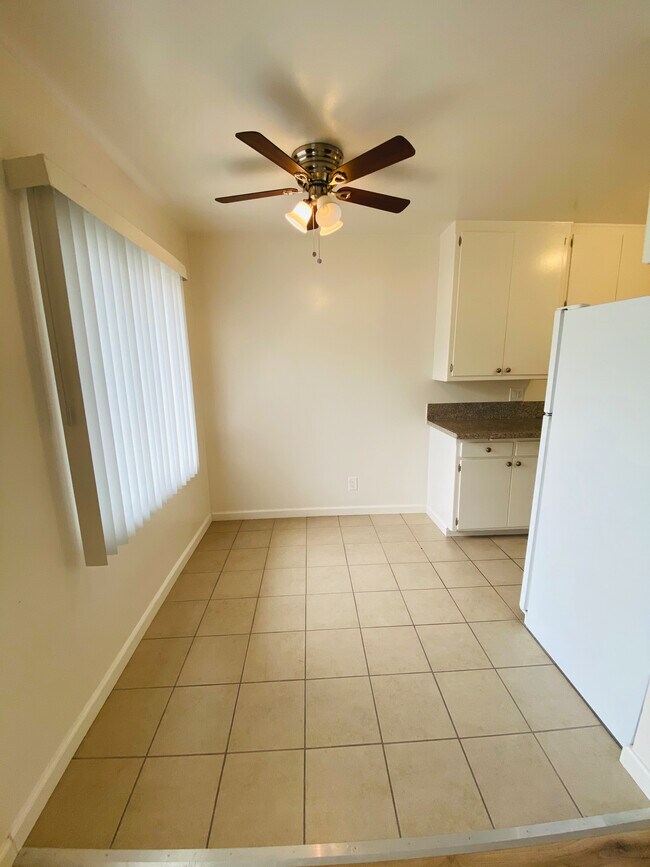 Unit 3 Dining Area