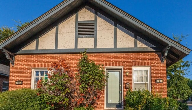 Adorable One bedroom One bathroom duplex l... - Adorable One bedroom One bathroom duplex l... Casa