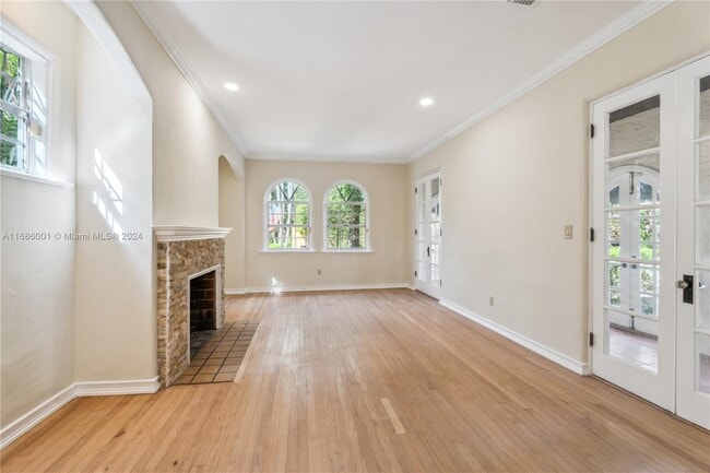 Photo - 1231 Ferdinand St