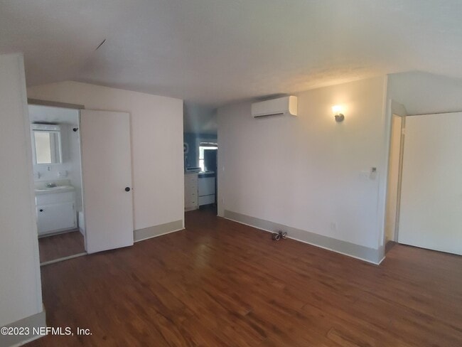 Photo - 3114 Riverside Ave