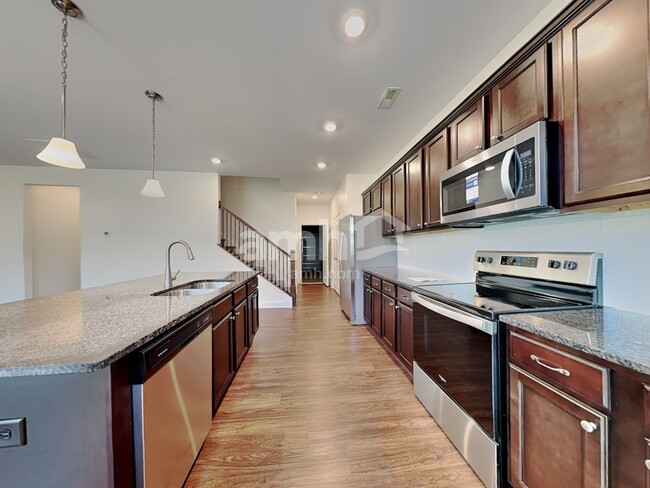 Photo - 3224 Oakfields Rd