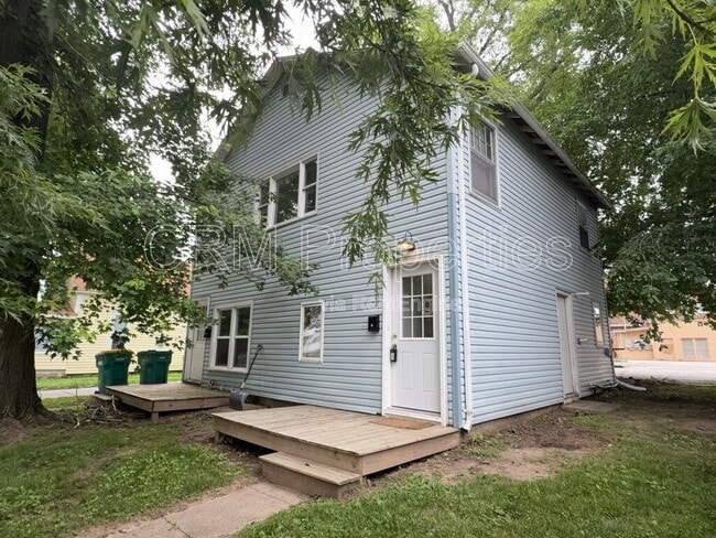 Photo - 112 N Green St