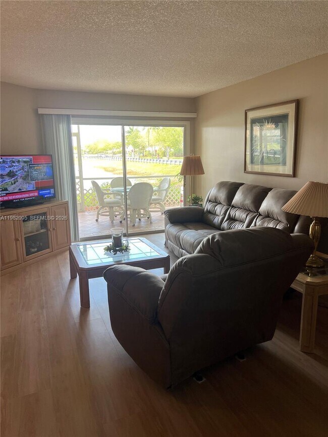 Photo - 2525 SE 19th Pl Unit 105-B