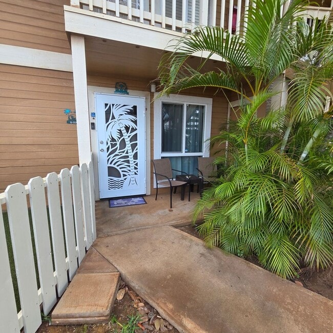 Building Photo - Pet Friendly downstairs 2/1.5-bedroom North Kihei Condo