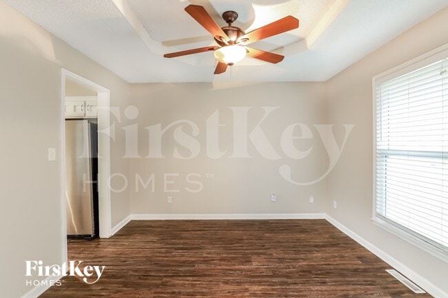 Photo - 1920 SW 4th St