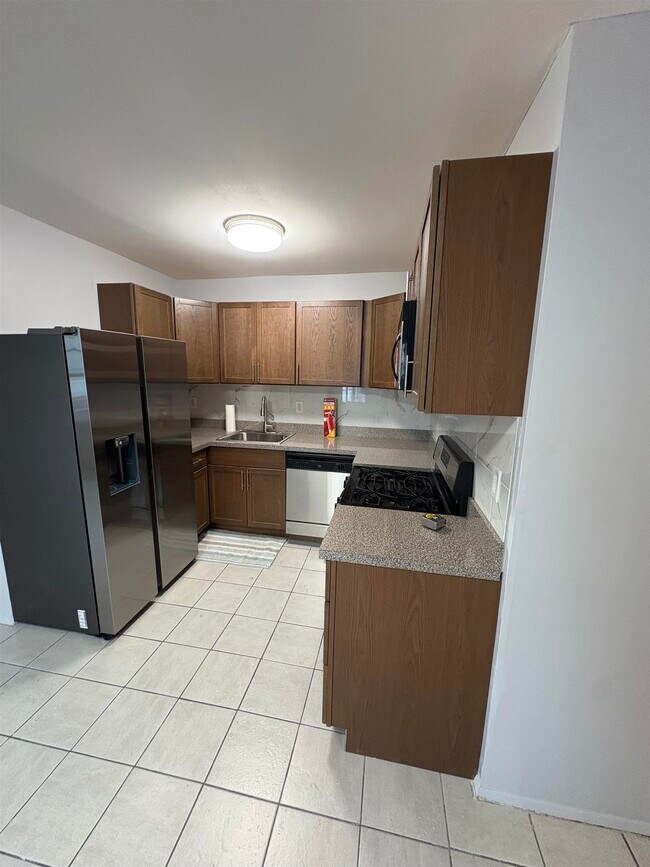 Photo - 226 Duncan Ave