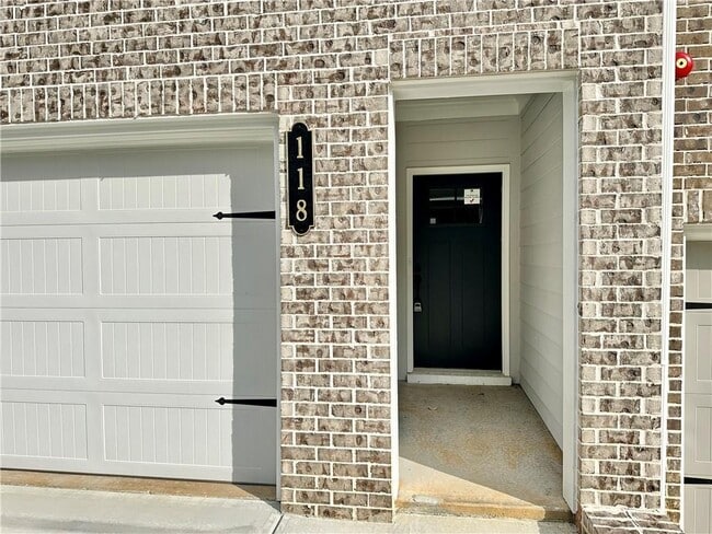 118 Bluffington Wy