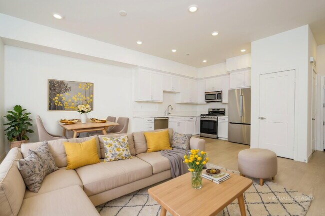 Building Photo - Modern Luxury Condo with EV Charger & Resort-Style Amenities in Mission Viejo