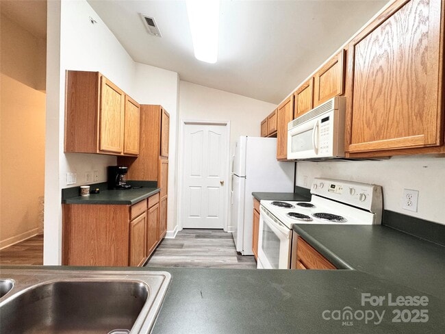 Photo - 10626 Hill Point Ct