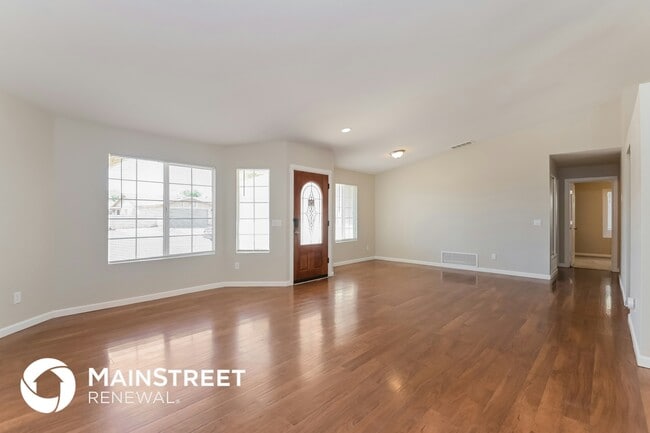 Building Photo - 1506 W Lama Dr Rental