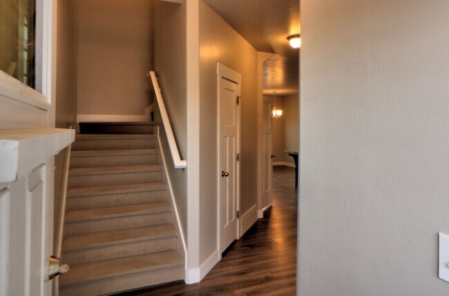 Photo - 7440 N Hutch Ln