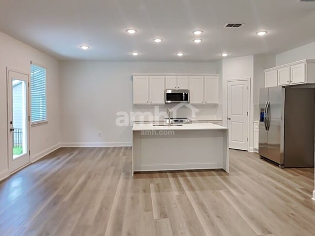 1555 Soapstone Rd