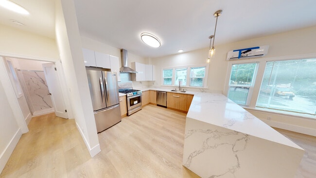 Photo - The Siegel Apartments