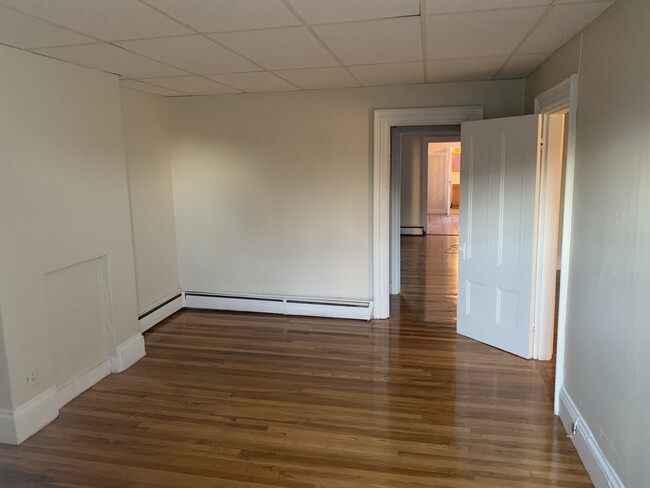Photo - 180 Harvard St Apartments Unit 3