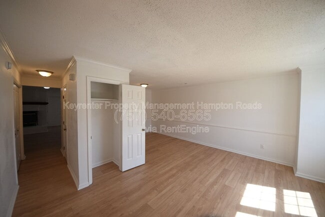 Photo - 701 Nottaway Dr