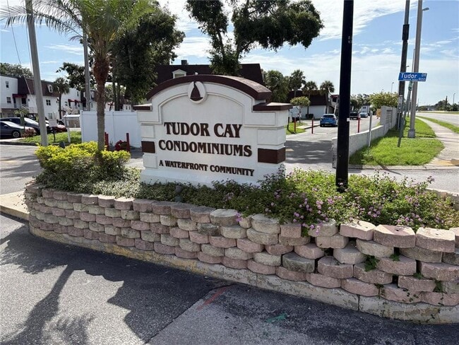 Building Photo - 9138 Tudor Dr Unit M110 Rental