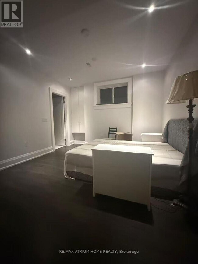 Photo - 282 McKee Ave