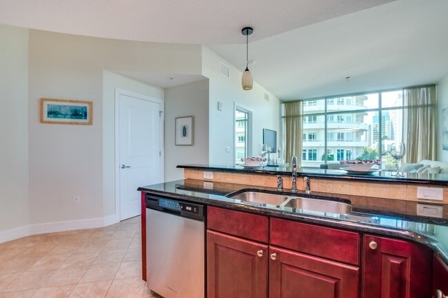 Photo - 101 S Eola Dr