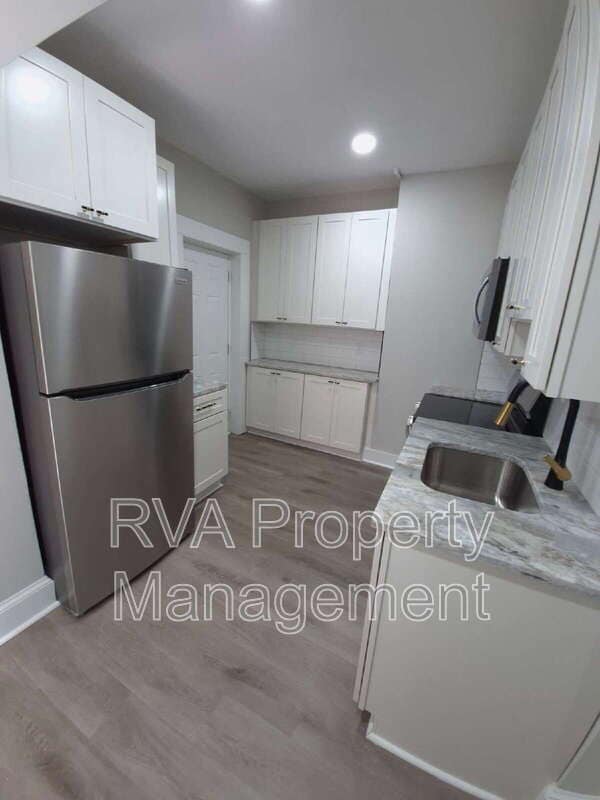 Building Photo - 3105 2nd Ave Rental