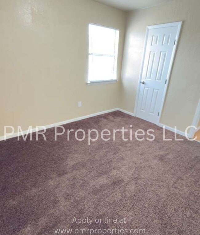 Photo - 3 Bedrooms / 1 Bathroom House