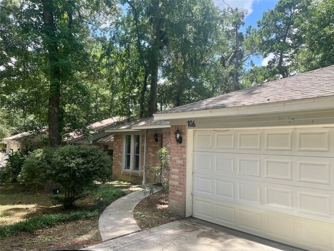 Building Photo - 106 E Wavy Oak Cir Rental