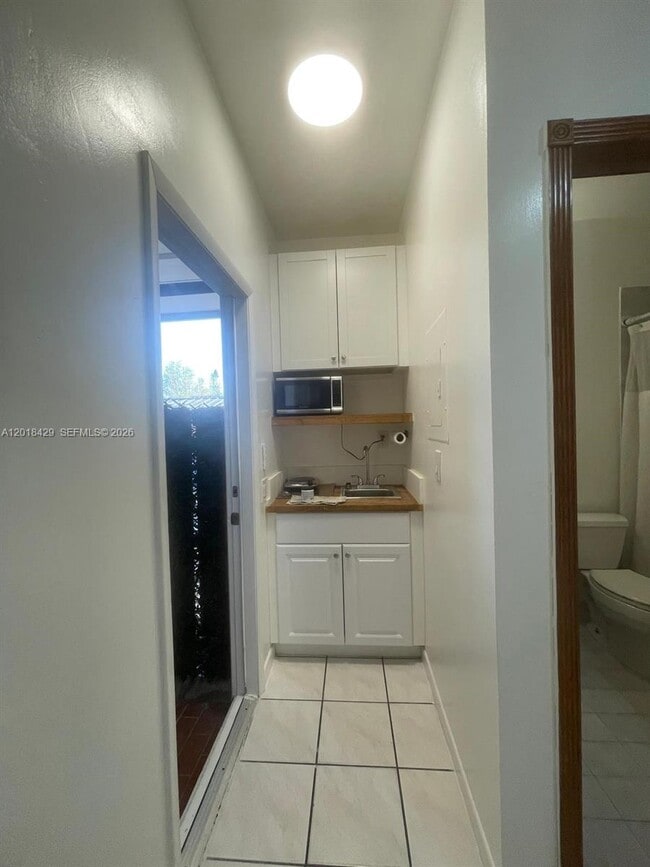 Photo - 3531 SW 13th St Unit A