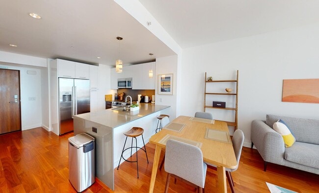 399 Fremont
