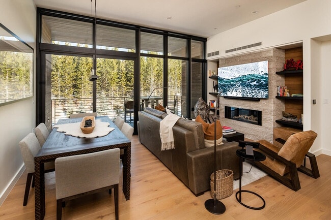 Photo - 4 Boathouse Way Unit ID1255722P