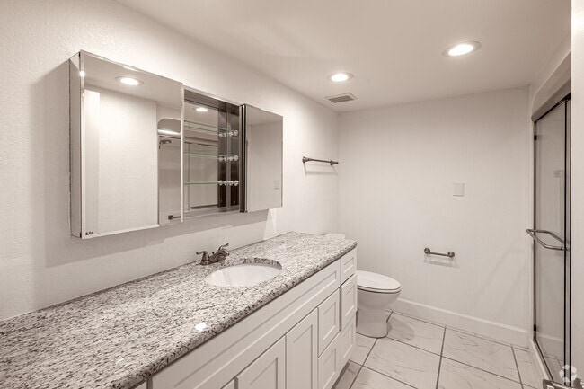 2 habitaciones, 2 baños - 130 m² - St. Armand - Baño principal