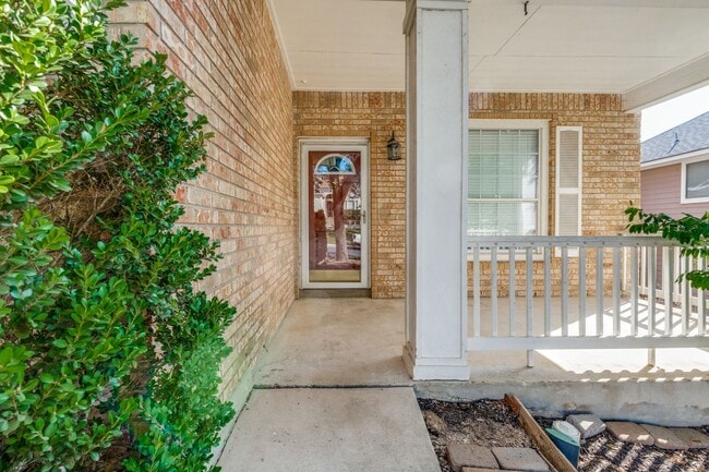 Photo - 3-BEDROOM HOME IN GATED COMMUNITY