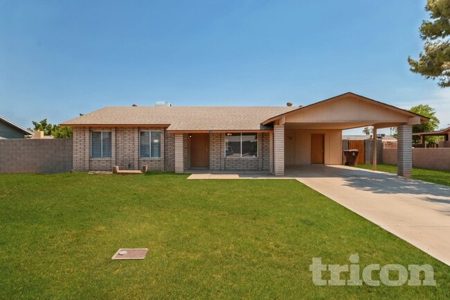 Building Photo - 7334 W Carol Ave
