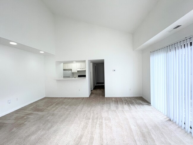 2BD, 1BA (de VC) - Sala de estar - Kimberly Club Apartments