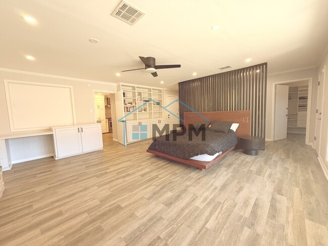 Photo - 1706 Lexington Ave