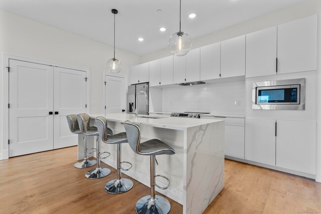 Photo - 234 Greene St Unit 204