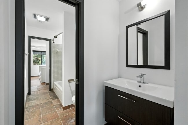 Photo - 2019 McClendon St
