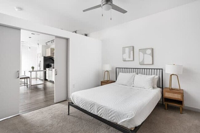 Photo - 747N N College Ave Apartamento Unidad ID1023507P