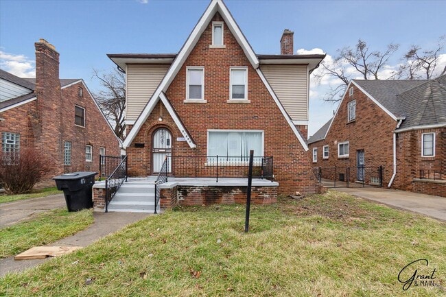 $1500 Large 3 bedroom home - $1500 Large 3 bedroom home