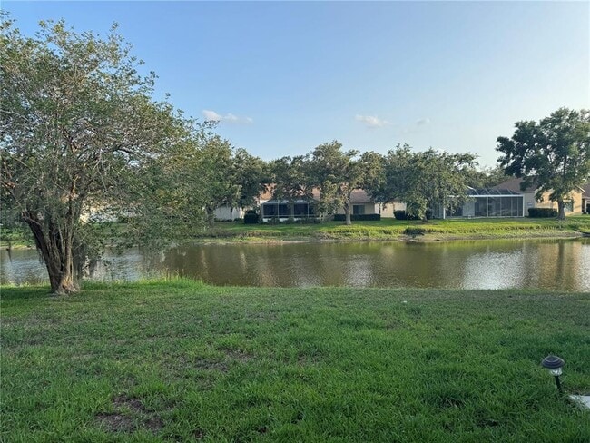 10207 Quails Landing Ave