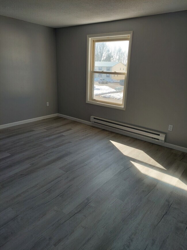 Photo - 12 Airport Rd Unit 8-4