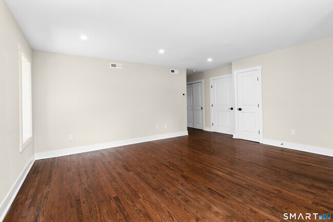7 Ivy Hill Rd Unit 1