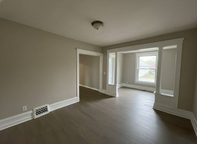 Photo - 1155 W 9th St Unit 1155 West 9th Street - Down