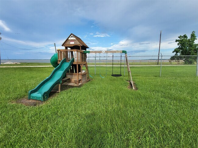 Photo - 30 Rdg Crk Dr