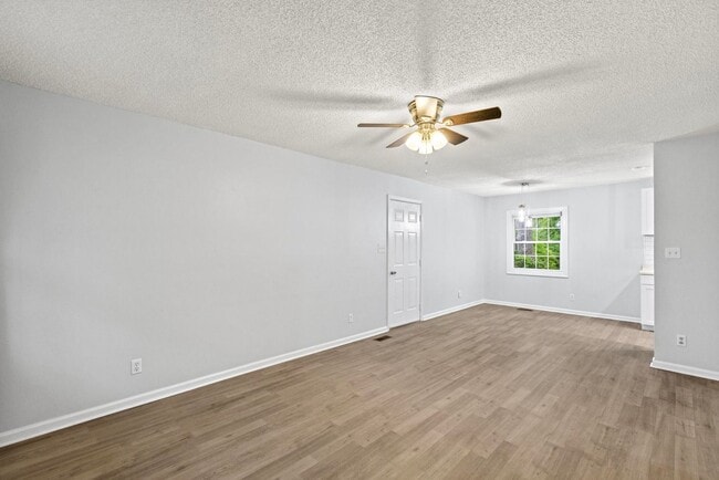 Photo - Charming 3 bedroom Available Now